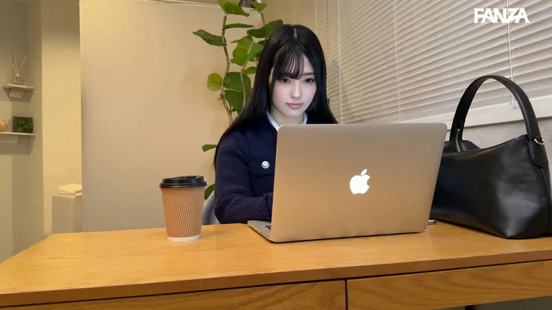 【deas006/逢月ひまり】上司に弄ばれ騎乗位で妊娠させられるワガママ巨乳ボディの清楚系OL